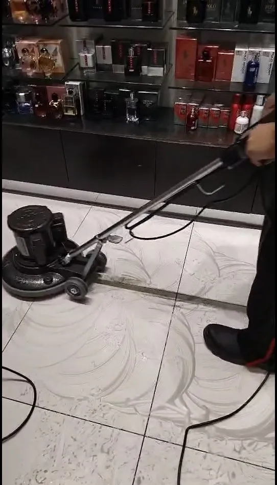 Imagem ilustrativa de Limpeza industrial de pisos